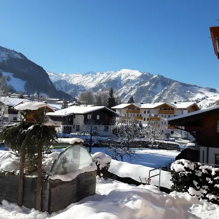 Haus Koller Apartment Kaprun Exterior photo