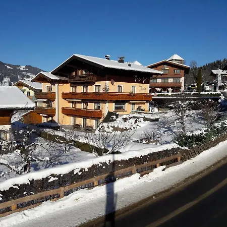 Haus Koller Apartment Kaprun Exterior photo
